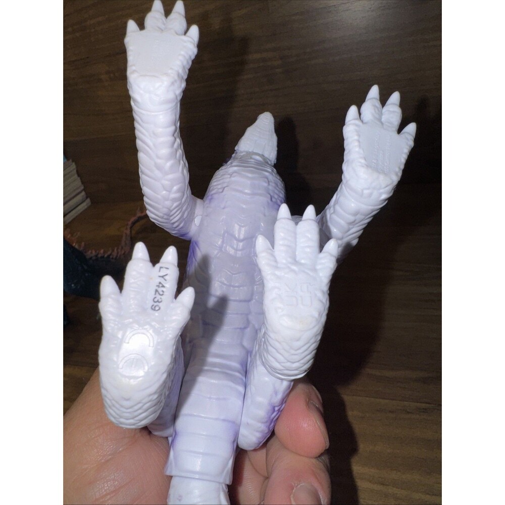 3 Godzilla x Kong: The New Empire Action Figures Shimo Godzilla & King Skar - Picture 14 of 16